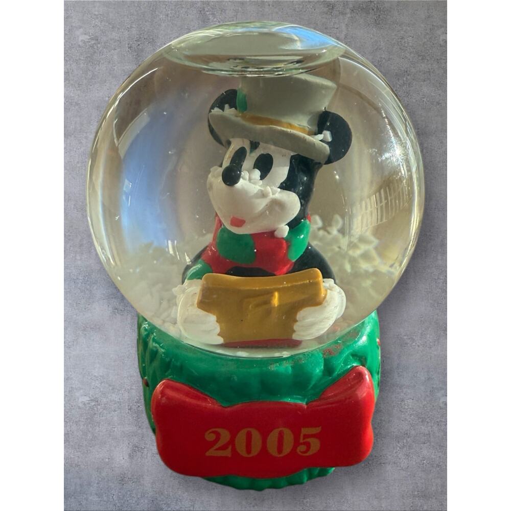 Disney JC Penney Christmas Mini Snow Globe Mickey Mouse 2005 2.5 in x 2 in